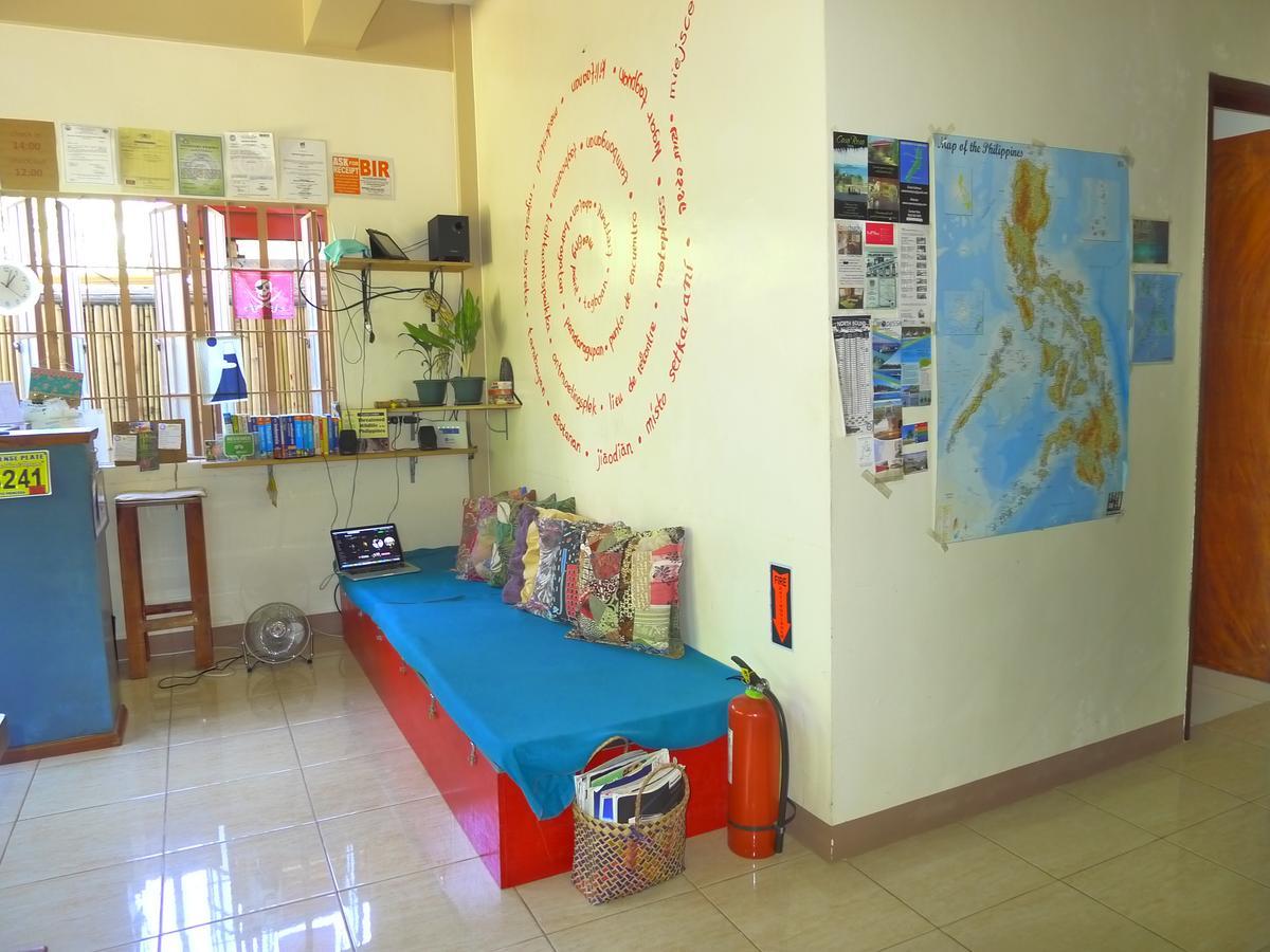 Treffpunkt 5300 Hostel Puerto Princesa Eksteriør billede